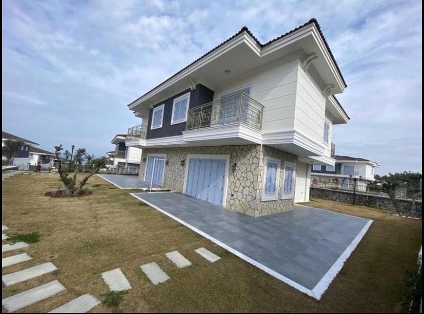 6882 KUŞADASINDA FERAH VİLLA - <span class=